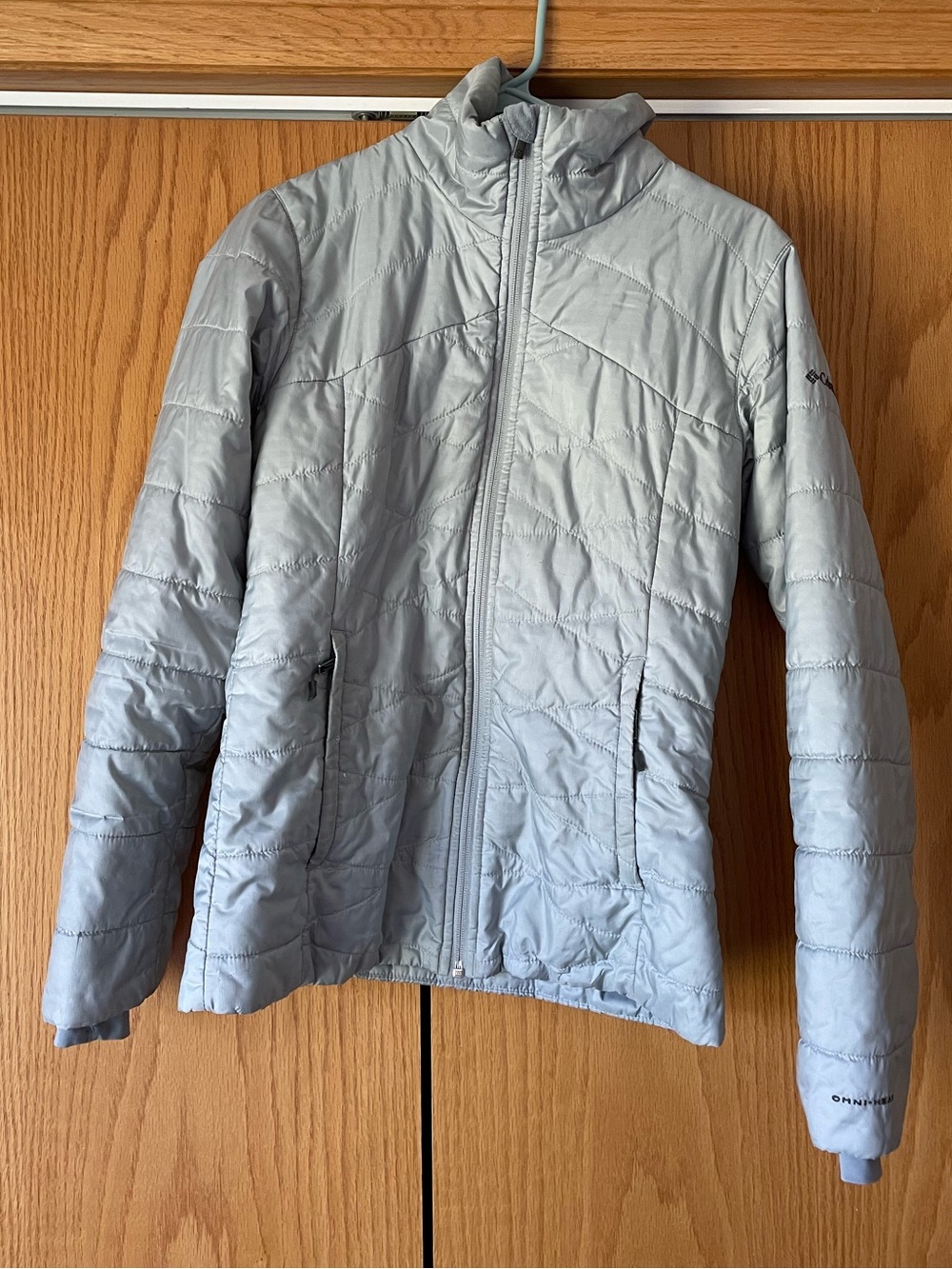 Columbia Light Gray Quilted Puffer Jacket